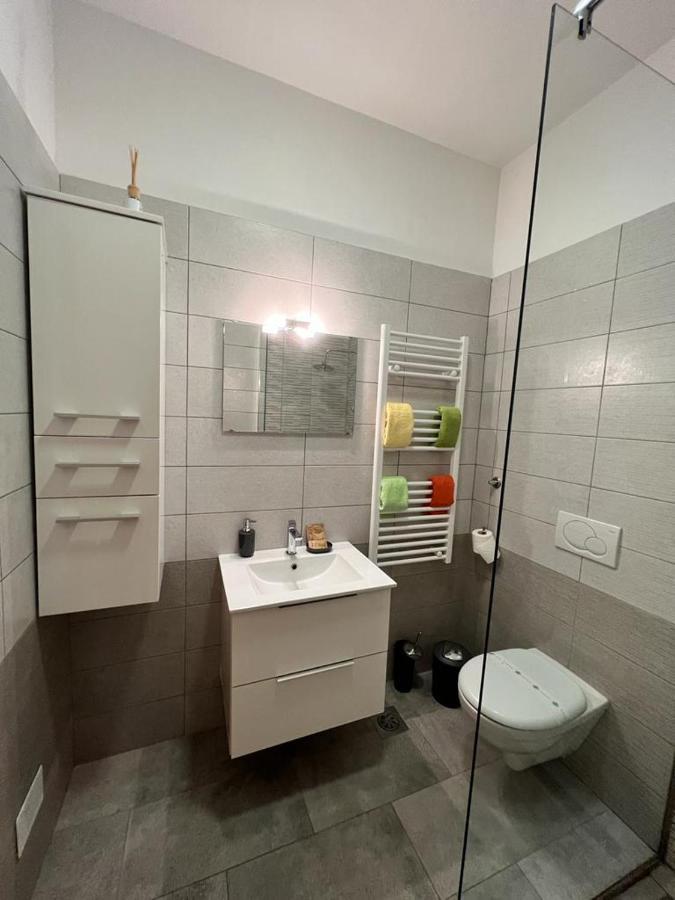 Seaview Apartments Koper Luaran gambar