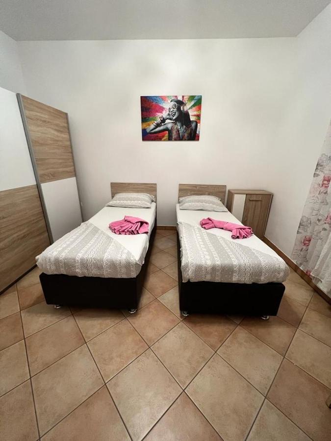 Seaview Apartments Koper Luaran gambar