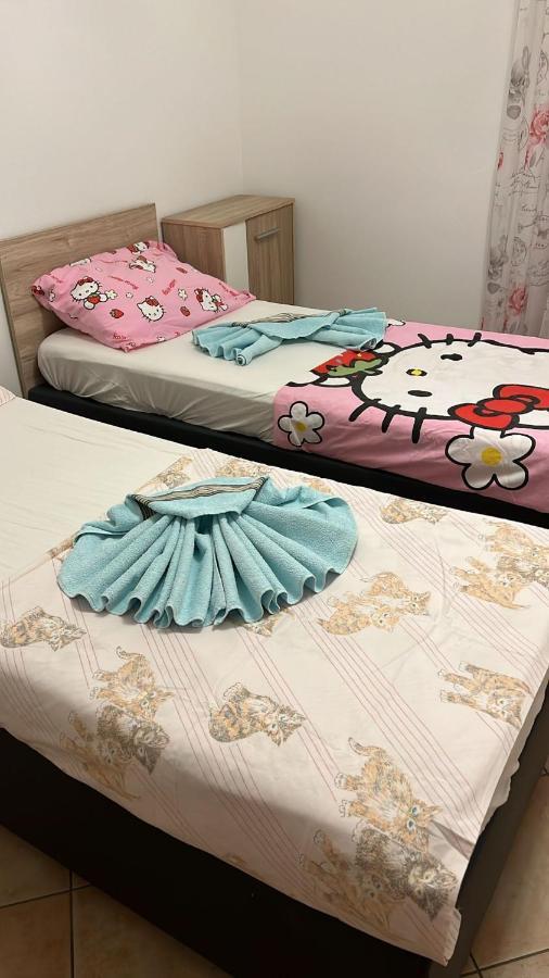 Seaview Apartments Koper Luaran gambar